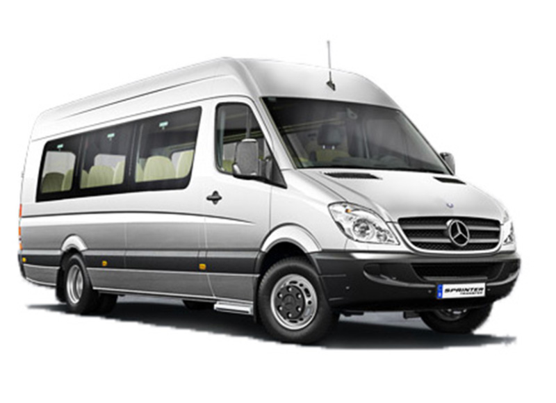 Minibus mit Fahrer